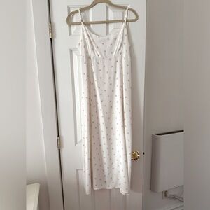 Brandy Melville long white and pink rose dress